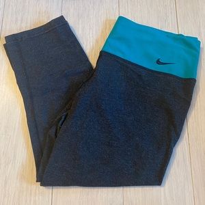 Nike Dri-fit Capri Leggings